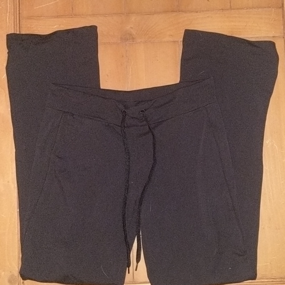 NWOT Adidas Regular Fit Range Pant